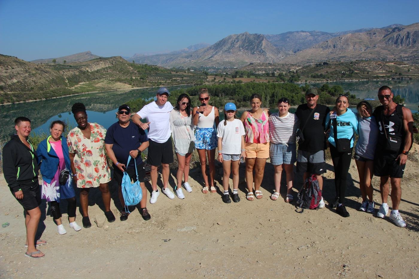 Tour group at the Green Canyon viewpoint